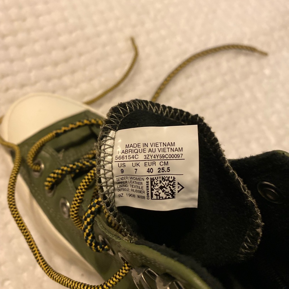 Chuck Taylor all star lugged leather